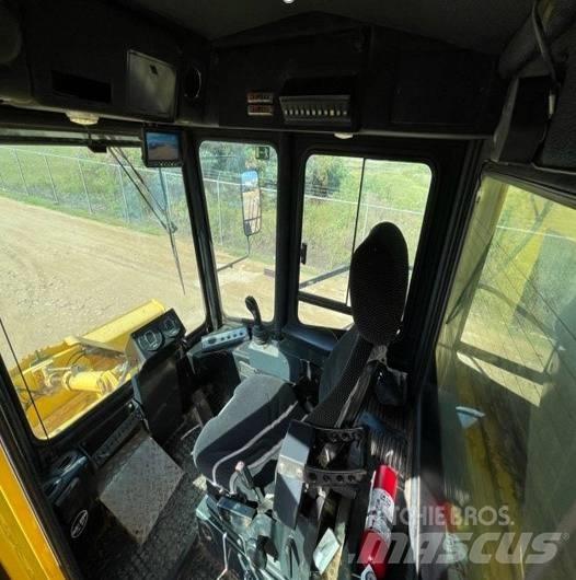 Bomag BC772EB-2 Cilindros Compactadores monocilíndricos