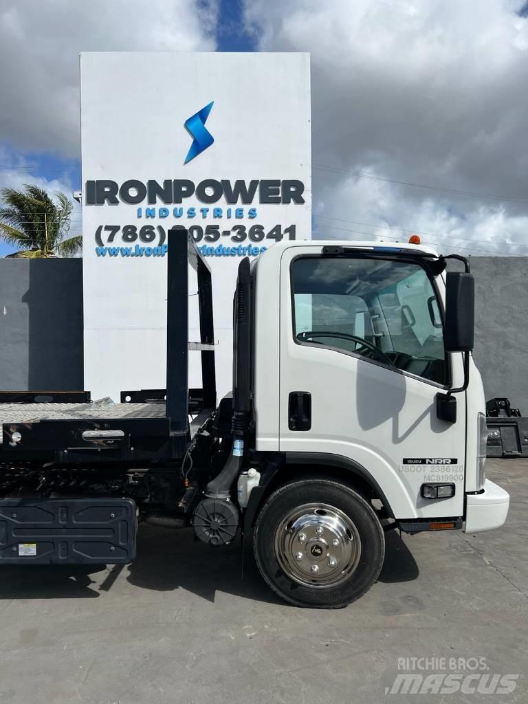 Isuzu NRR 4X2 Camiões caixa desmontável com elevador de cabo