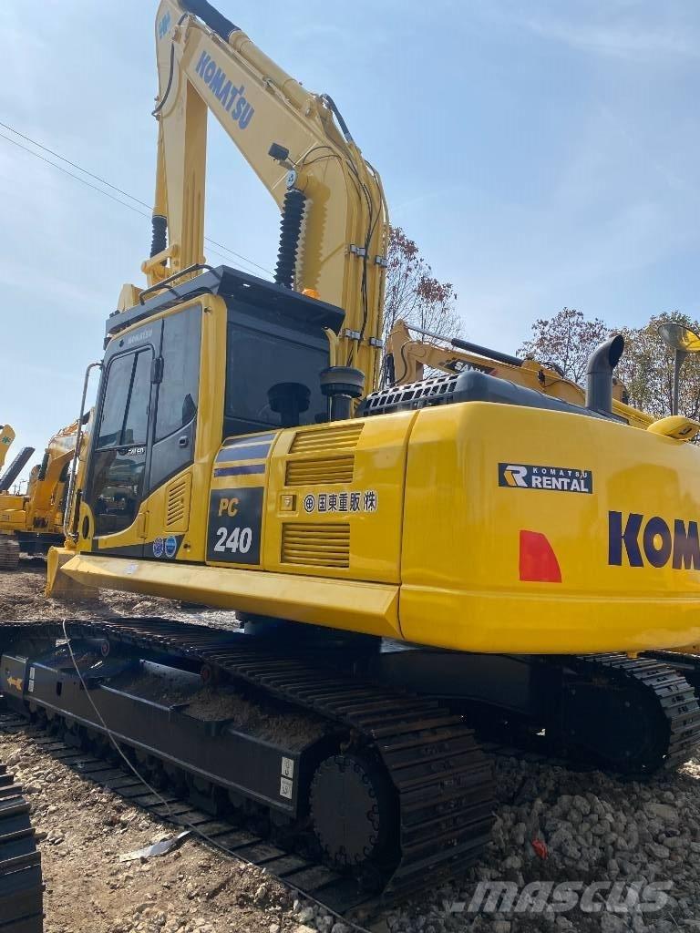 Komatsu 240LC-8 Escavadeiras de esteiras