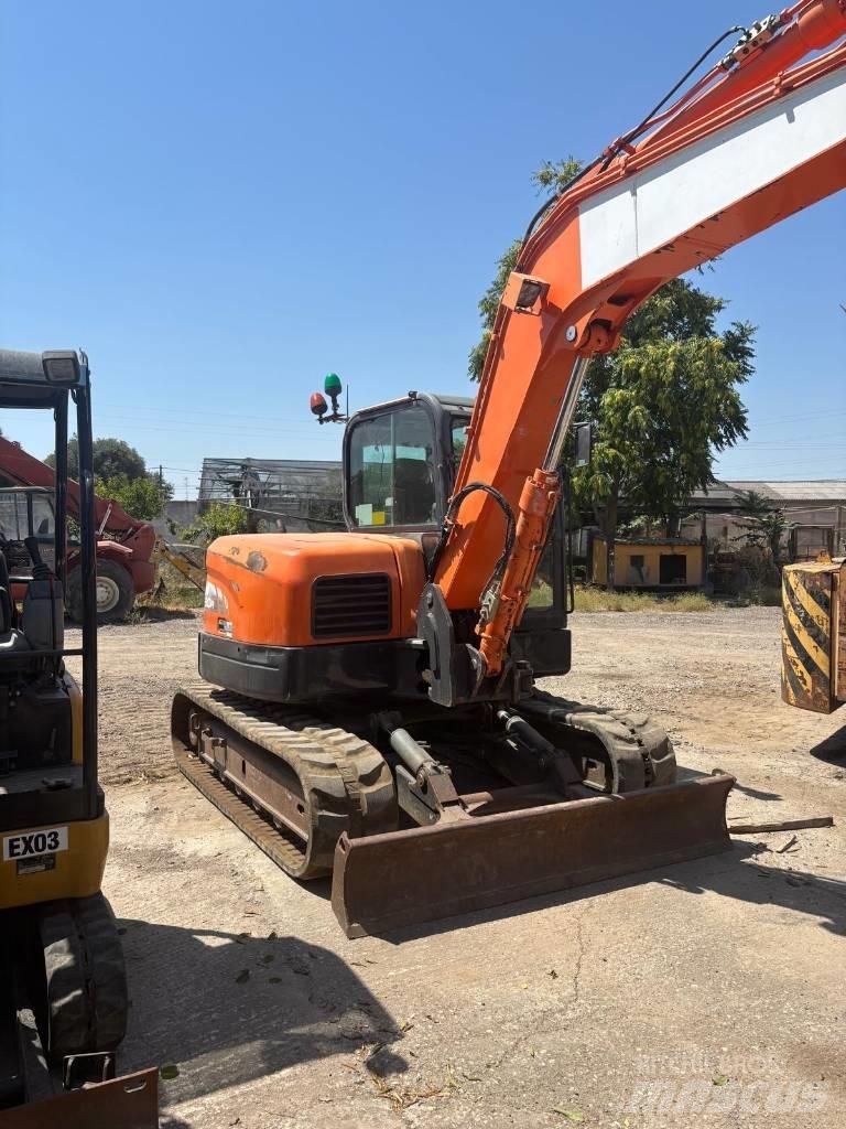Doosan DX 80 R Escavadoras Midi 7t - 12t
