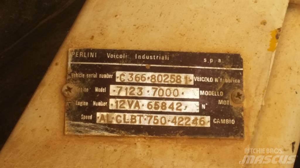 Perlini (ricambi) 366 Camiőes basculantes rígidos