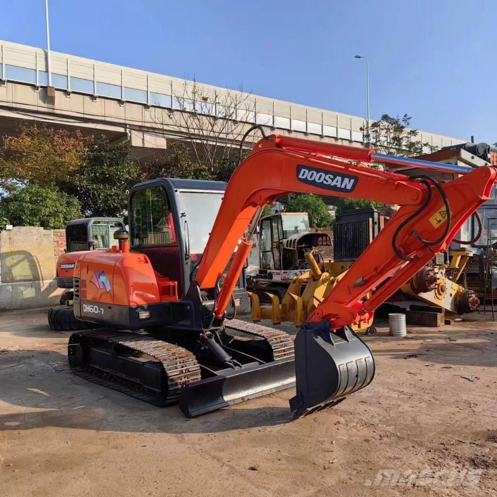 Doosan DH 60-7 Miniescavadeiras