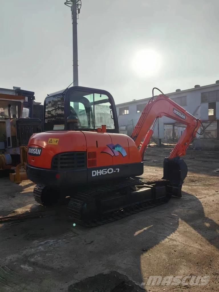 Doosan DH 60-7 Miniescavadeiras