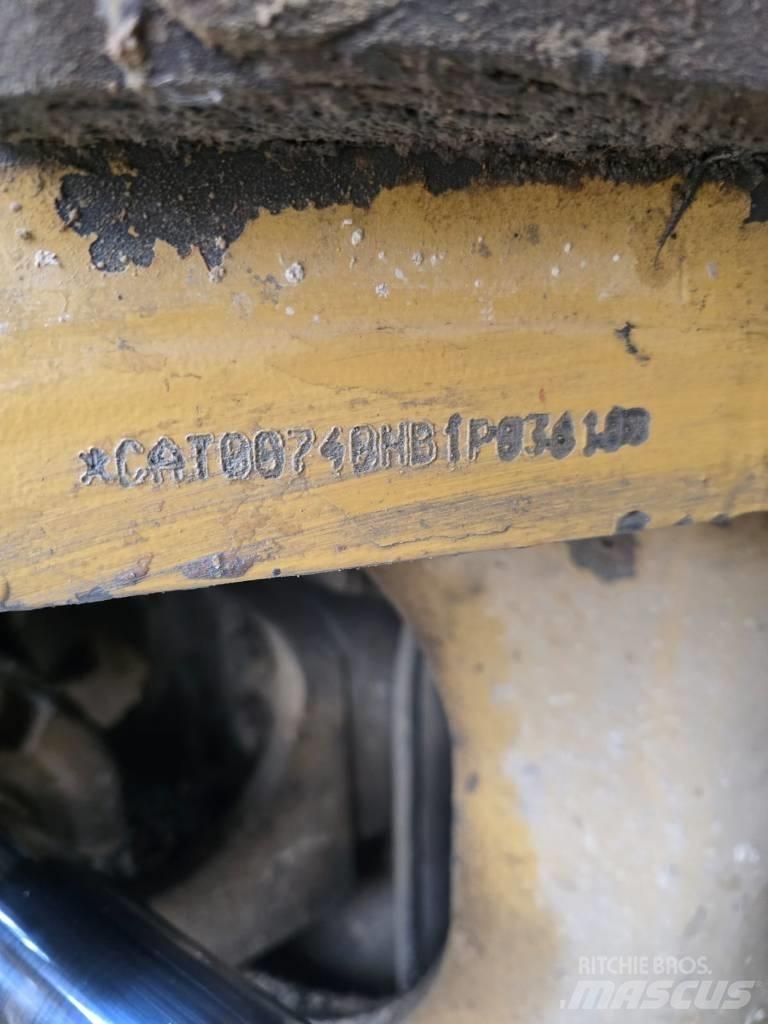 CAT 740 Caminhões articulados