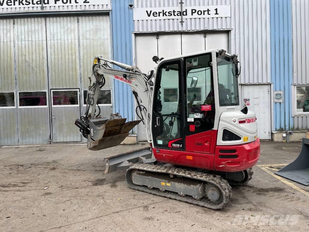 Takeuchi TB 235-2 Miniescavadeiras