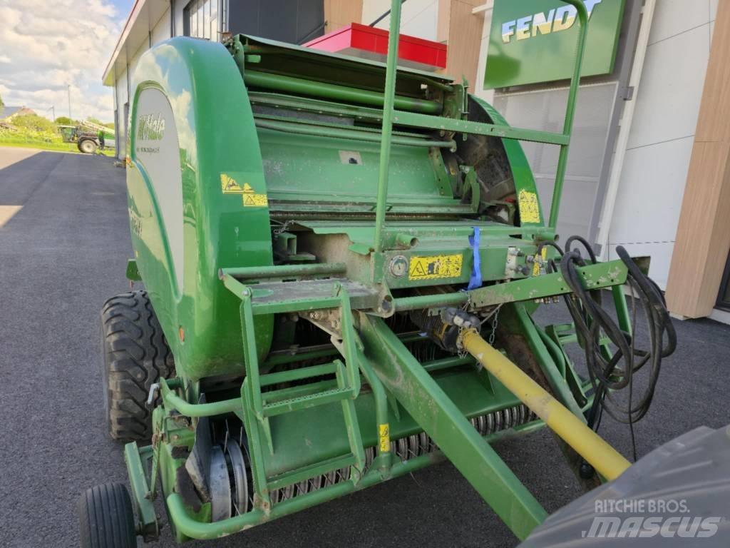 McHale F 5500 Enfardadeira de rolos