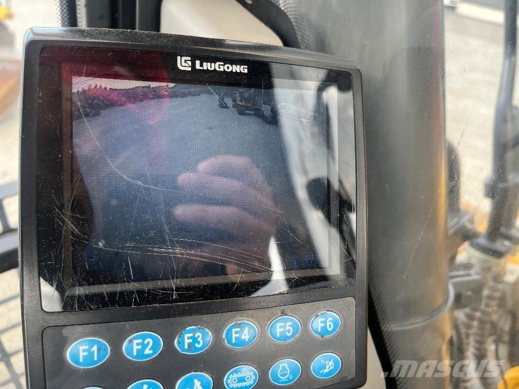 LiuGong CLG 925 E Escavadeiras de esteiras