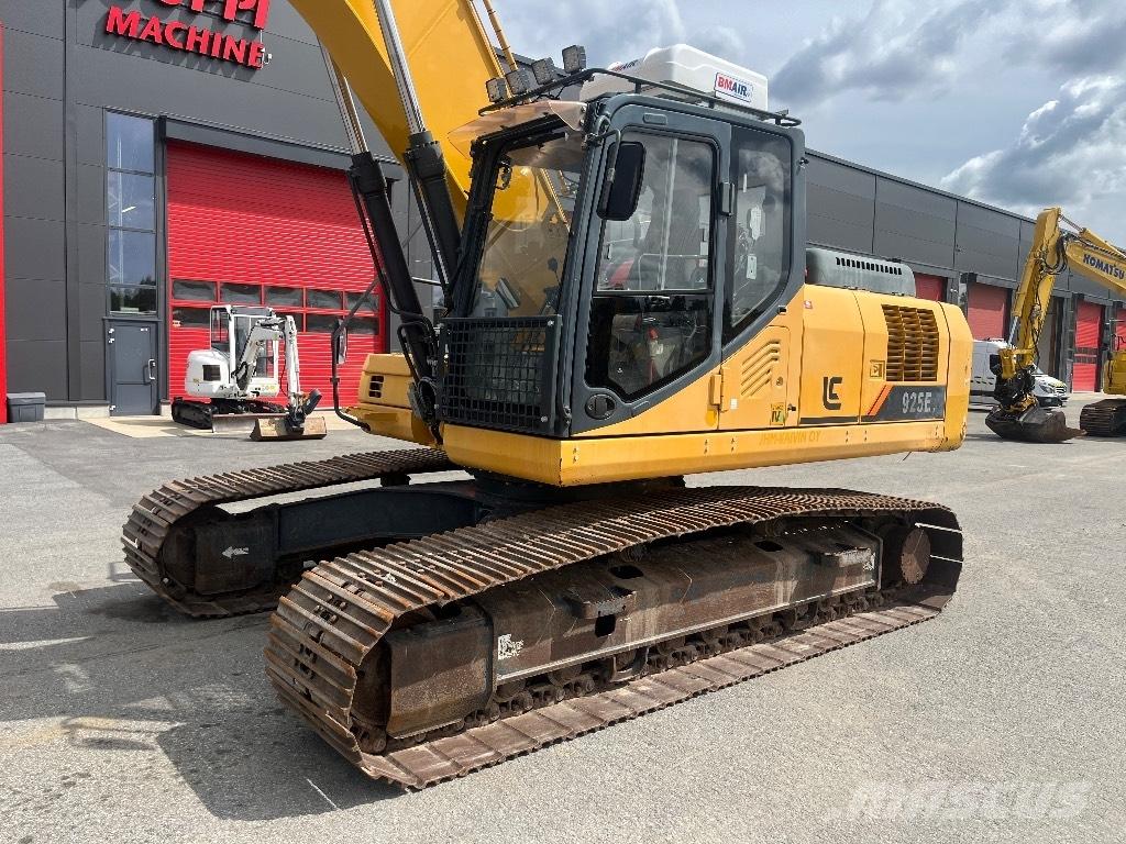 LiuGong CLG 925 E Escavadeiras de esteiras