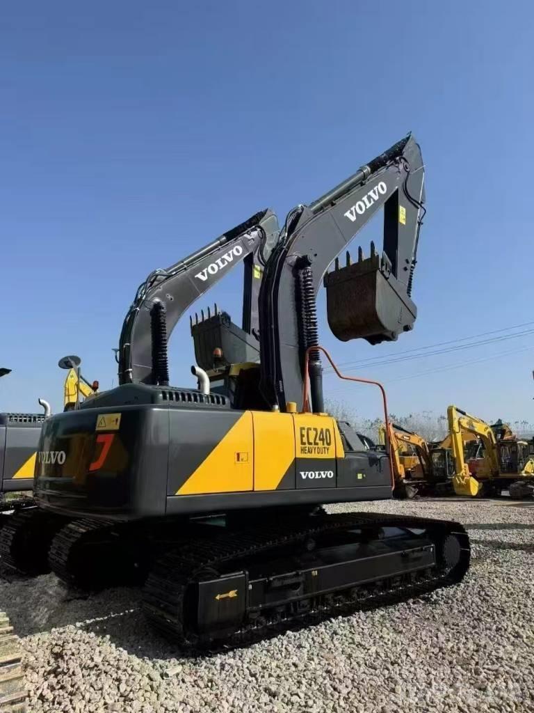 Volvo EC 240 Escavadeiras de esteiras