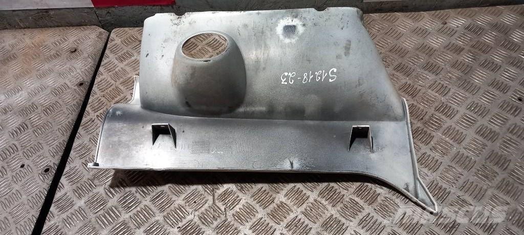Scania R 440    1442653 Cabines e interior