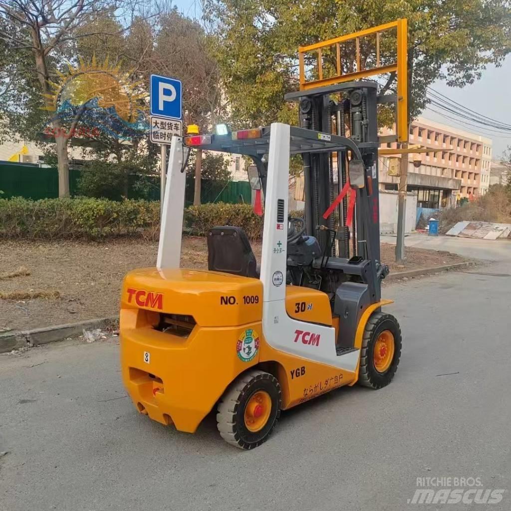 TCM FD 30 Empilhadores Diesel