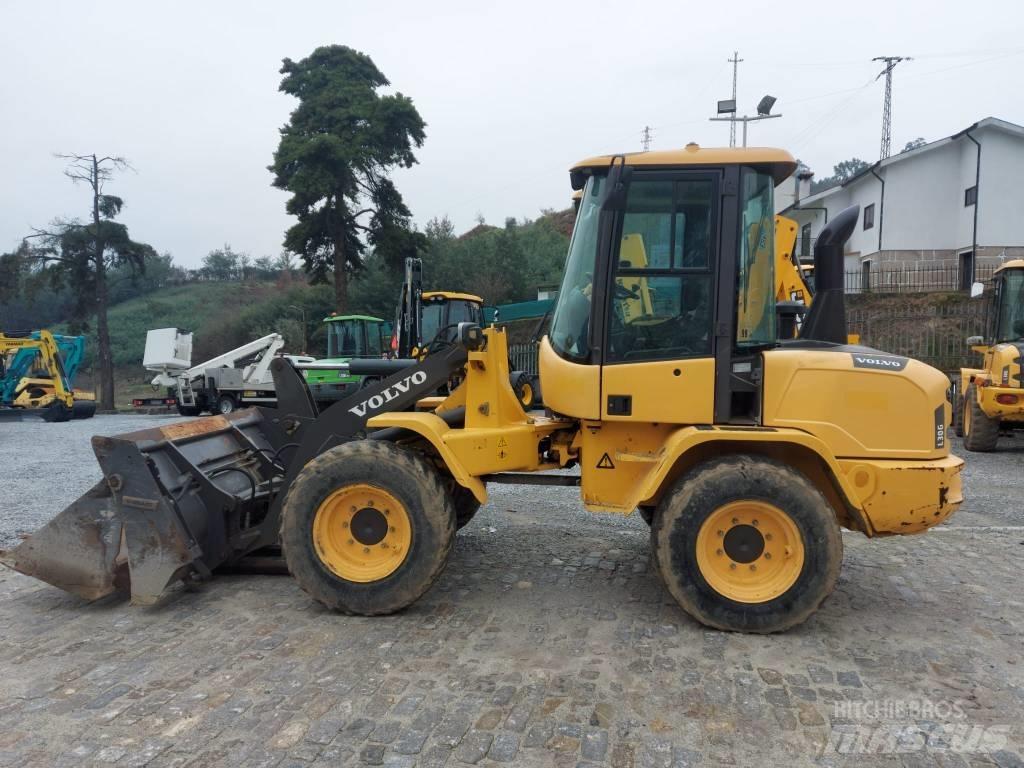 Volvo L 30 G Carregadeiras de rodas