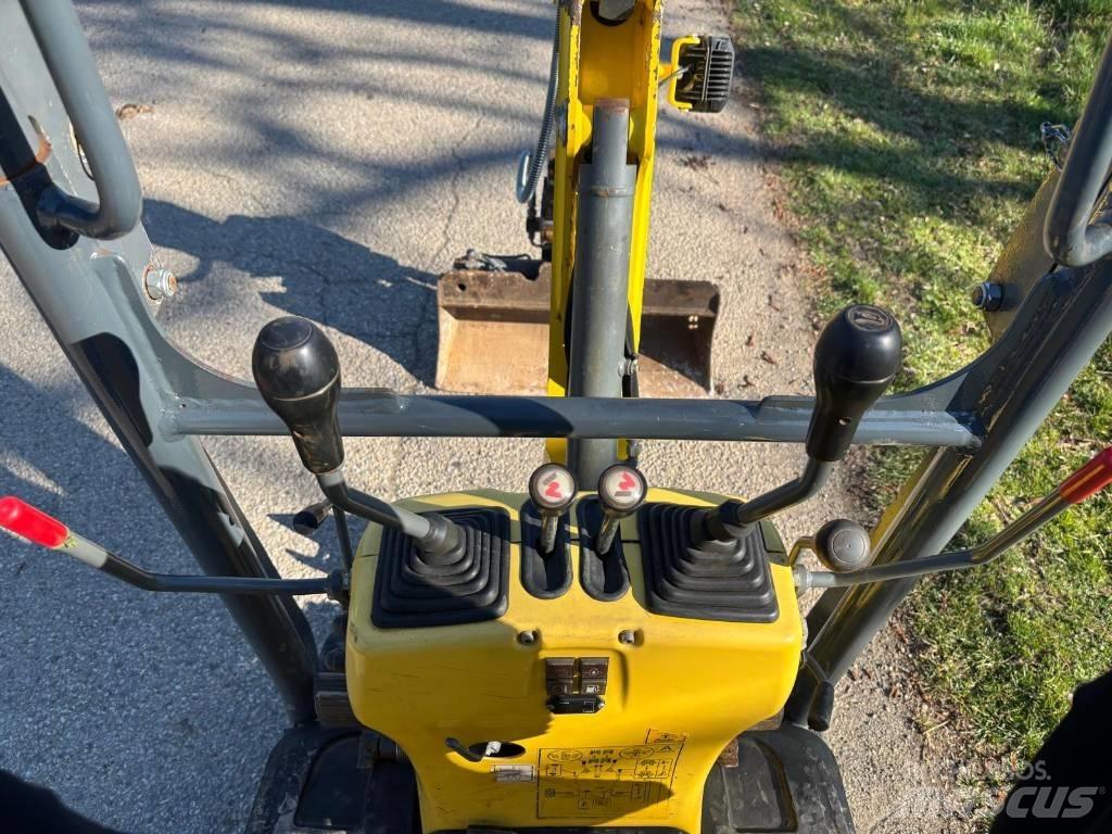 Wacker Neuson 803 Miniescavadeiras