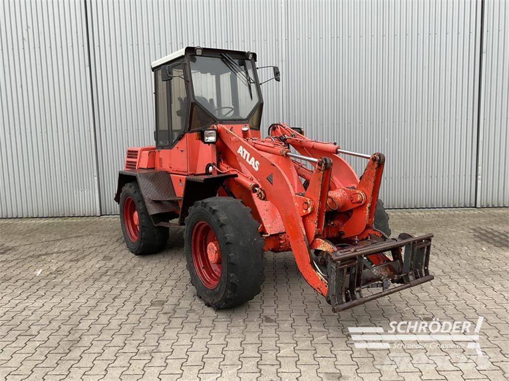 Atlas 82 E Carregadeiras de rodas