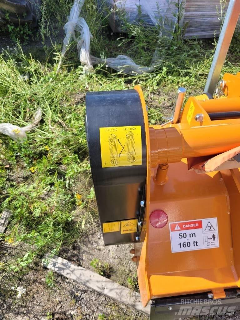 Berti Ekrs/s 250 Gadanheiras e cortadores de folhas para pastos
