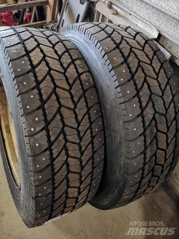  Tyres Different Pneus