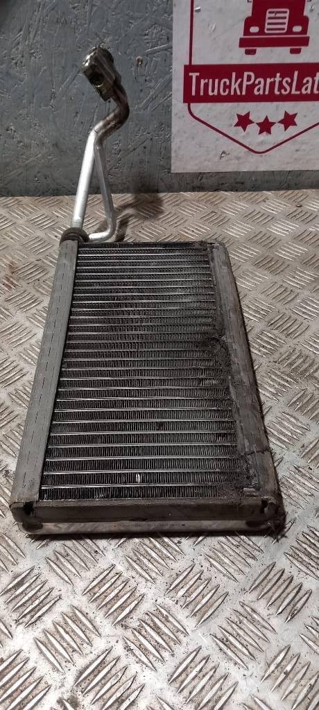 Scania R440  1772726 Radiadores camiões e carrinhas