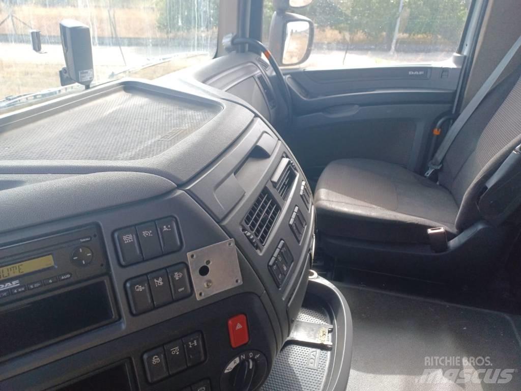 DAF XF 440 Camiões caixa cortinas laterais