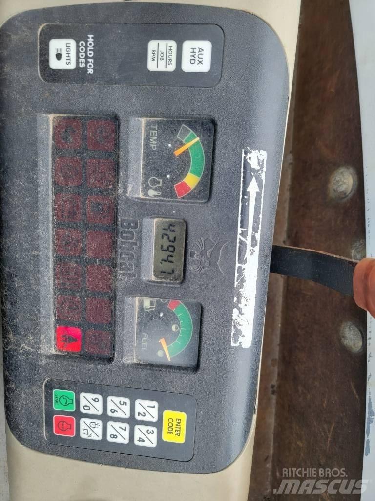 Bobcat 329G Miniescavadeiras
