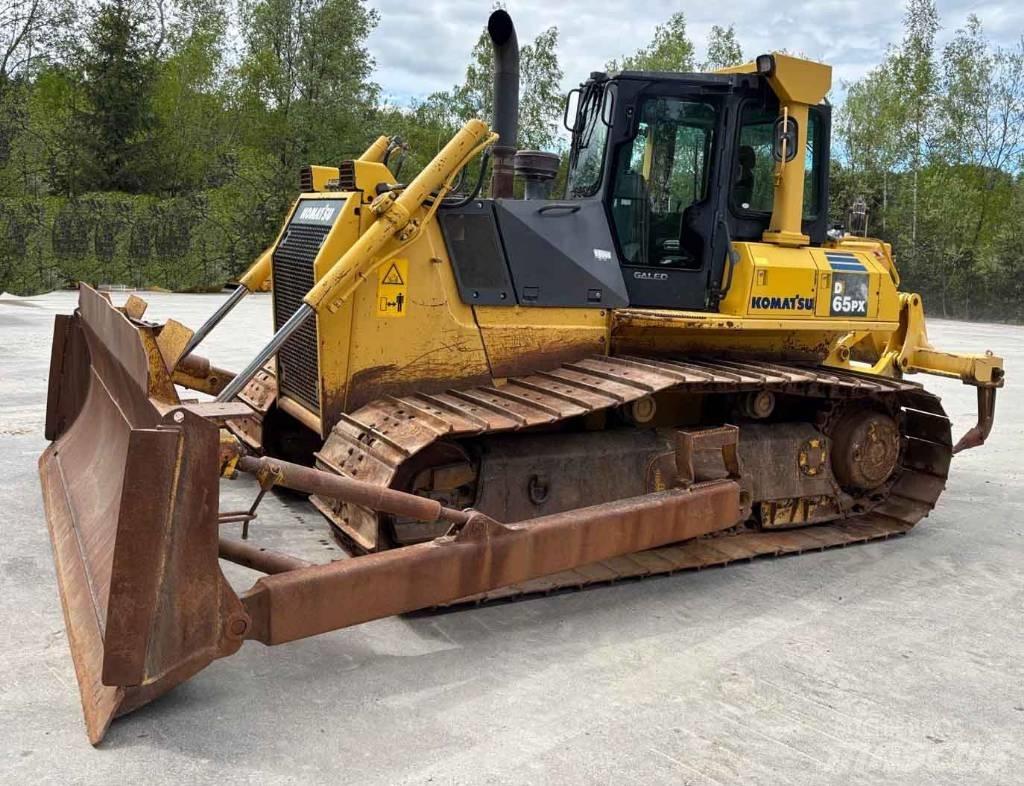 Komatsu D 65 PX-15 Dozers - Tratores rastos