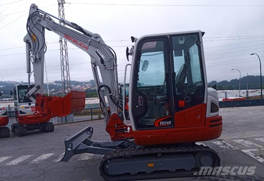 Takeuchi TB 240 Miniescavadeiras
