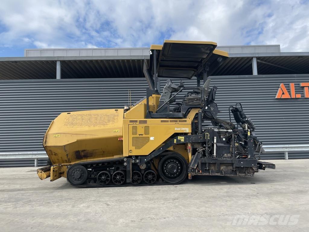CAT AP555F Espalhadoras de asfalto