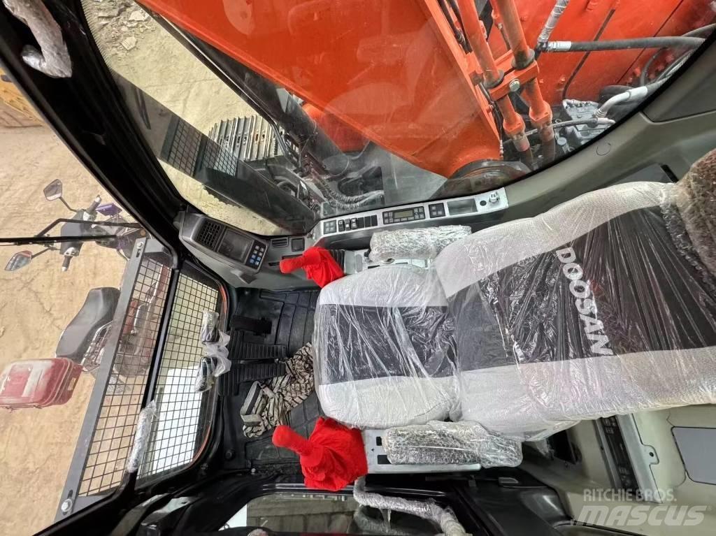 Doosan DX 300 Escavadeiras de esteiras