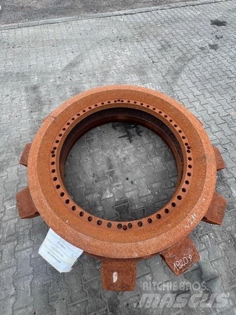 CAT 6040 SPROCKET Rastos