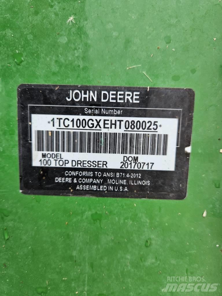 John Deere TD 100 Espalhadores