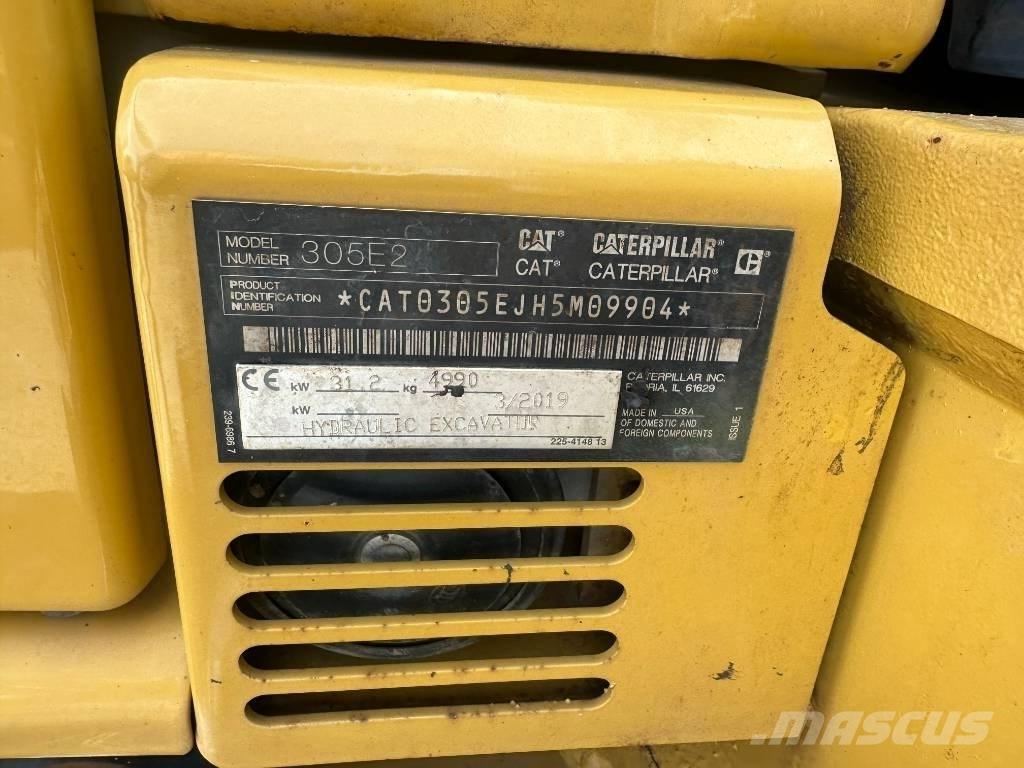 CAT 305 Miniescavadeiras