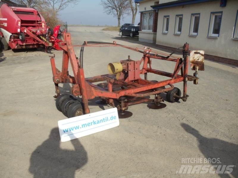  Möhrenköpfer Outro equipamento de ceifa