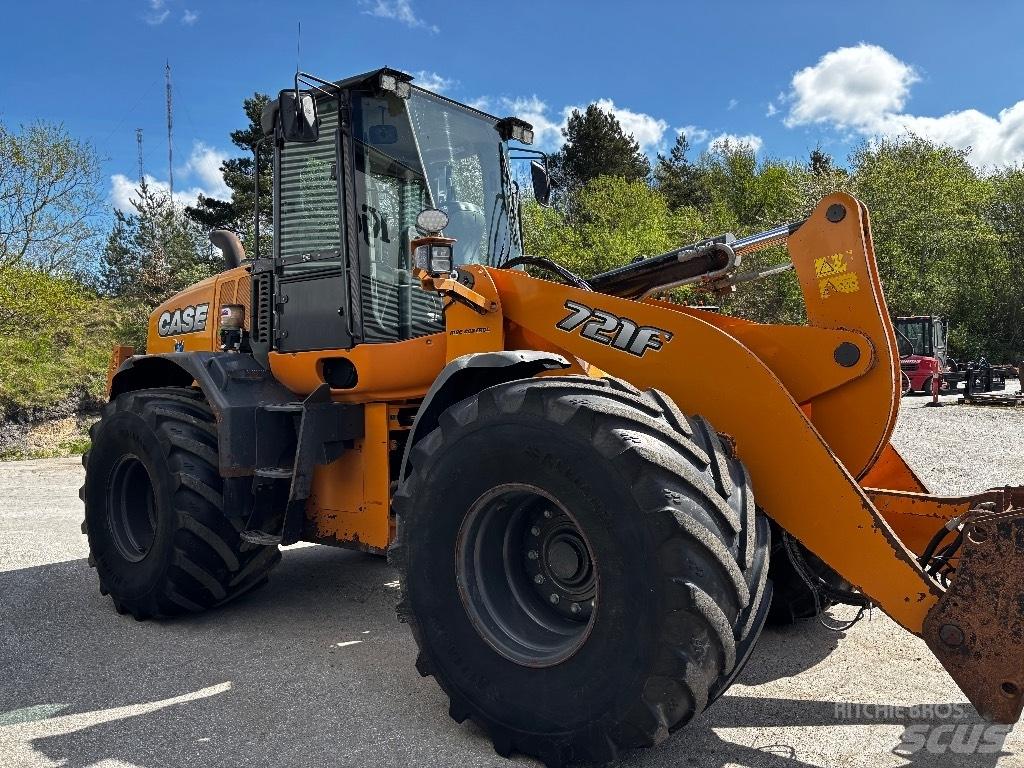 CASE 721 F Carregadeiras de rodas