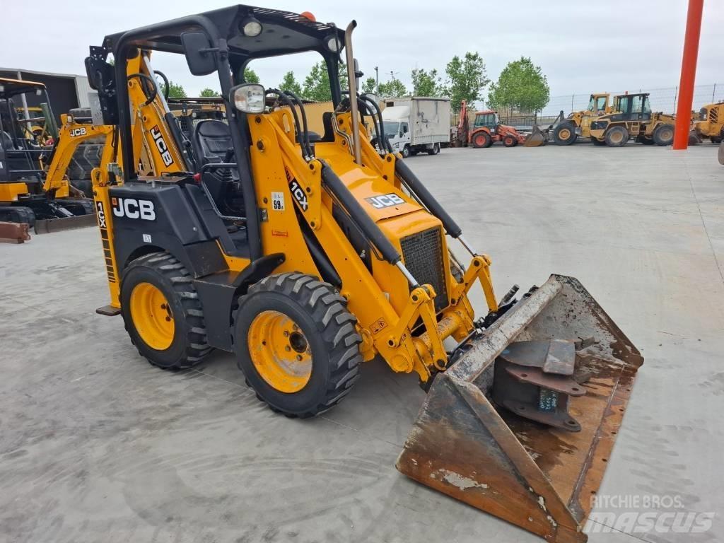 JCB 1 CX Retroescavadeiras
