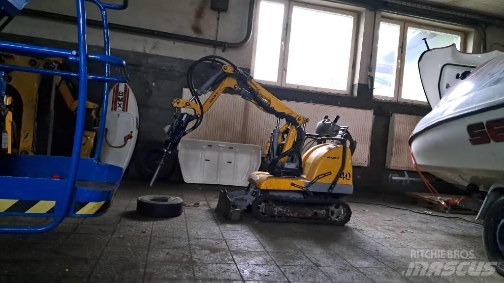 Brokk 40 Miniescavadeiras