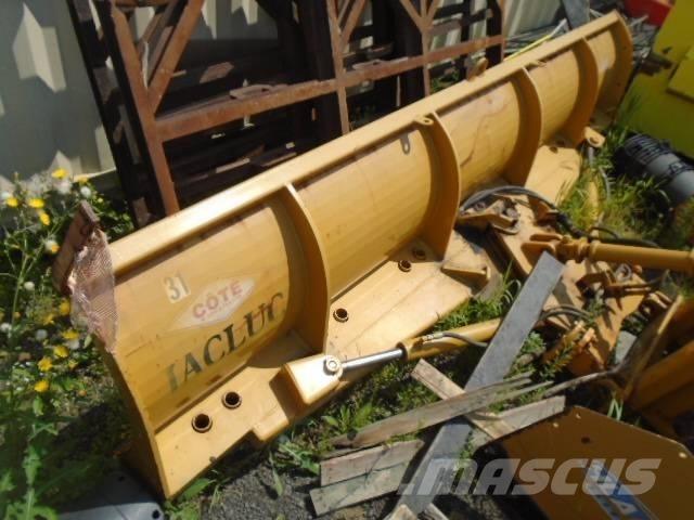 CASE 721 F Carregadeiras de rodas