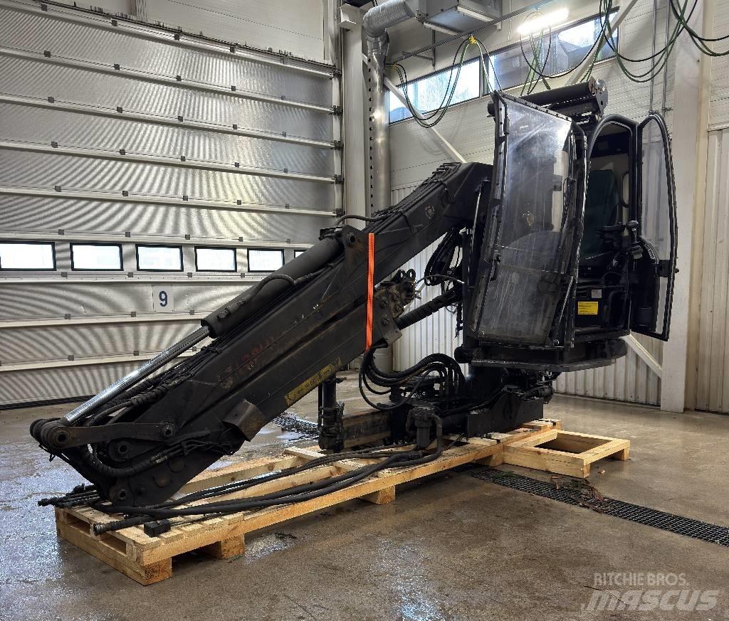 Loglift 118 S T Gruas para troncos