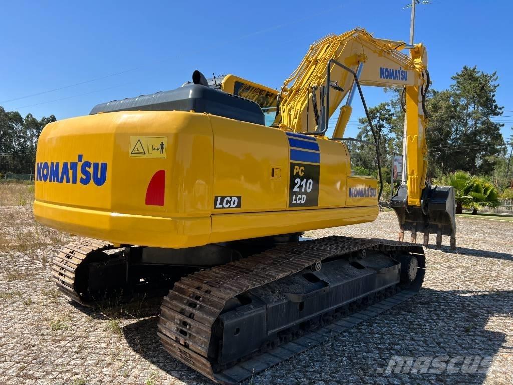 Komatsu PC 210 LCD-8 Escavadeiras de esteiras