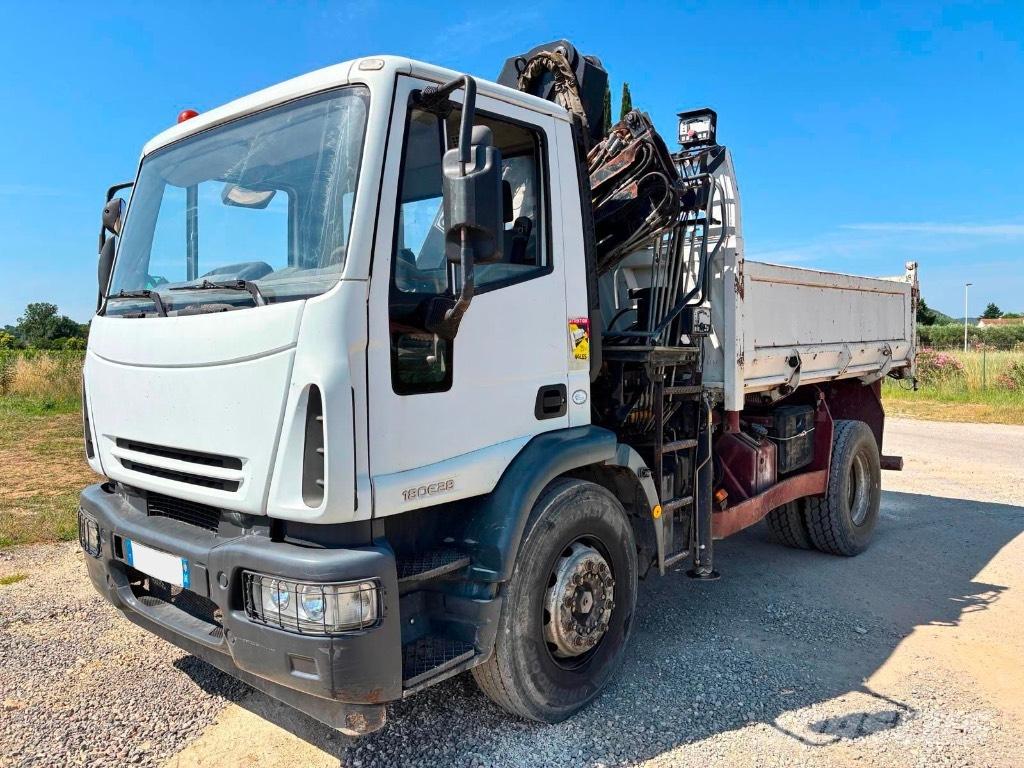 Iveco 180E 28 Camiões basculantes