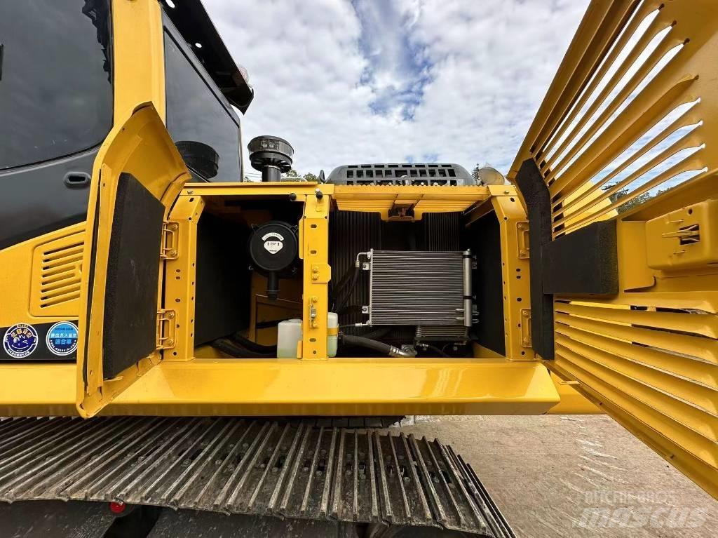 Komatsu PC 220 Escavadeiras de esteiras