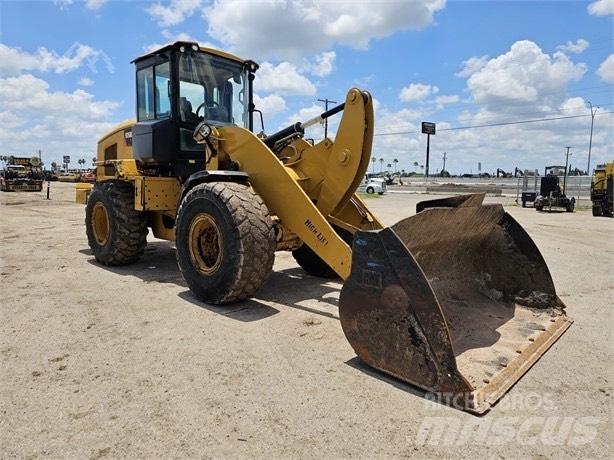 CAT 966M Carregadeiras de rodas