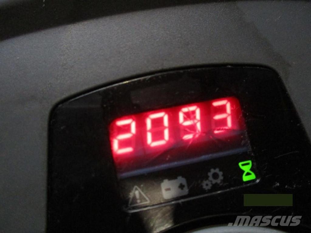 Toyota LPE200 Porta-paletes com plataforma