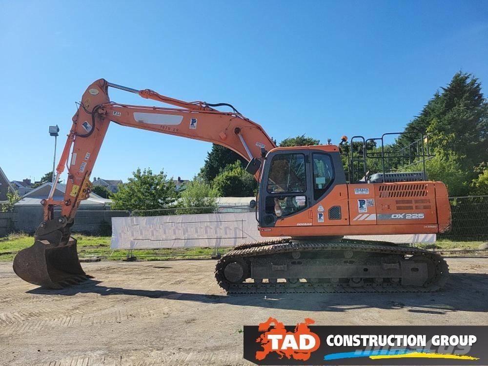 Doosan DX 225 LC-3 Escavadeiras de esteiras