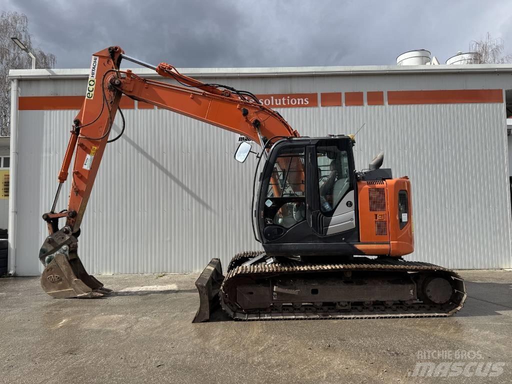 Hitachi ZX 135 US-6 Escavadeiras de esteiras