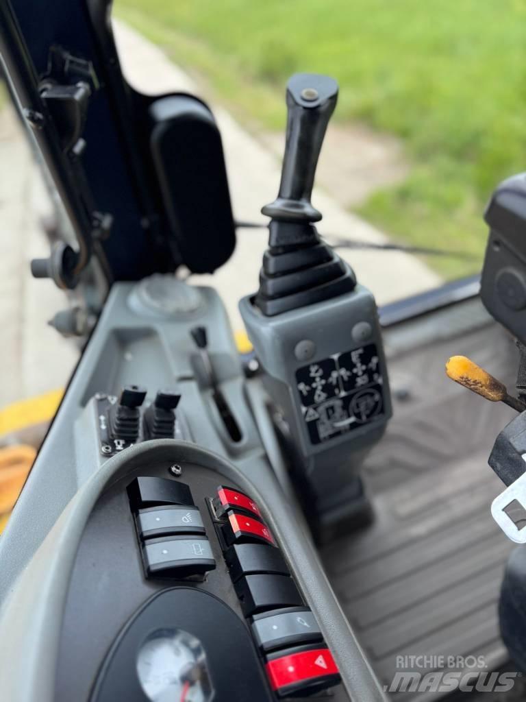 Volvo BL 71, JOYSTICK Retroescavadeiras