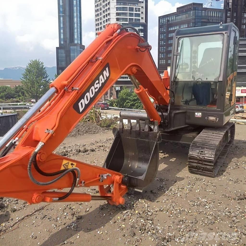 Doosan DH 60 Miniescavadeiras