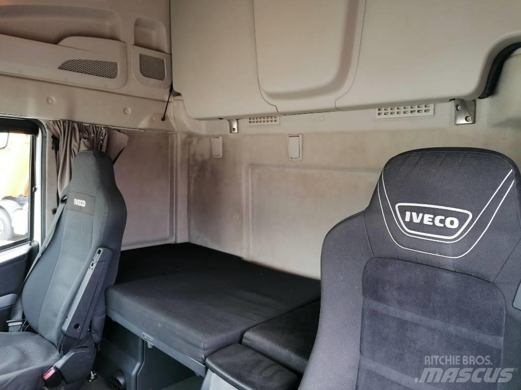Iveco AS440ST/P Cavalos Mecânicos