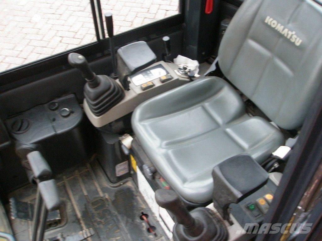 Komatsu PC16R-3HS Miniescavadeiras