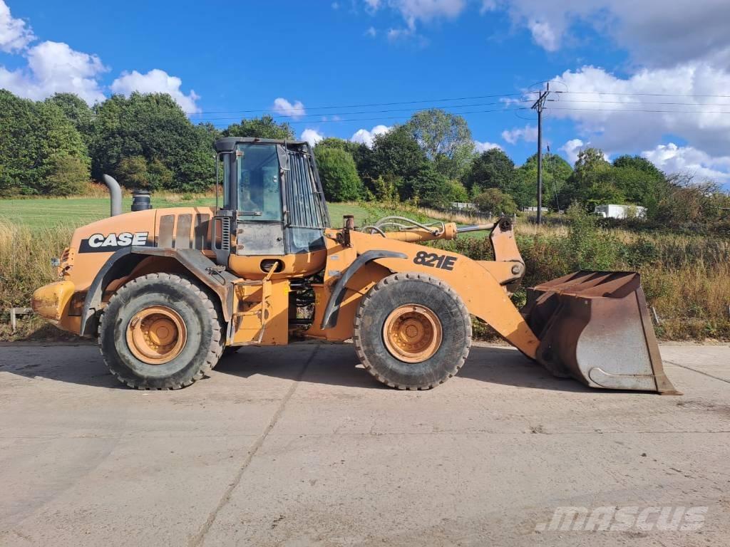 CASE 821 E XR Carregadeiras de rodas