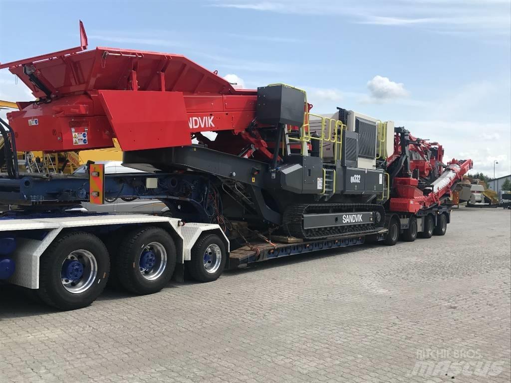 Sandvik QH 332 DDHS Britadores móveis