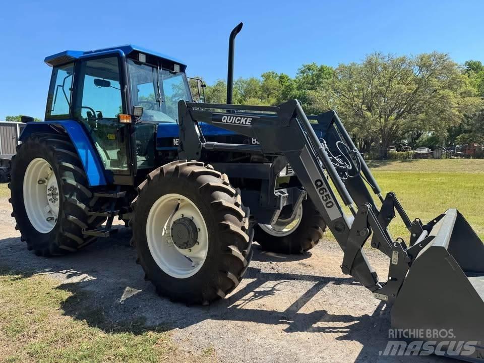 New Holland 8340 Tratores Agrícolas usados
